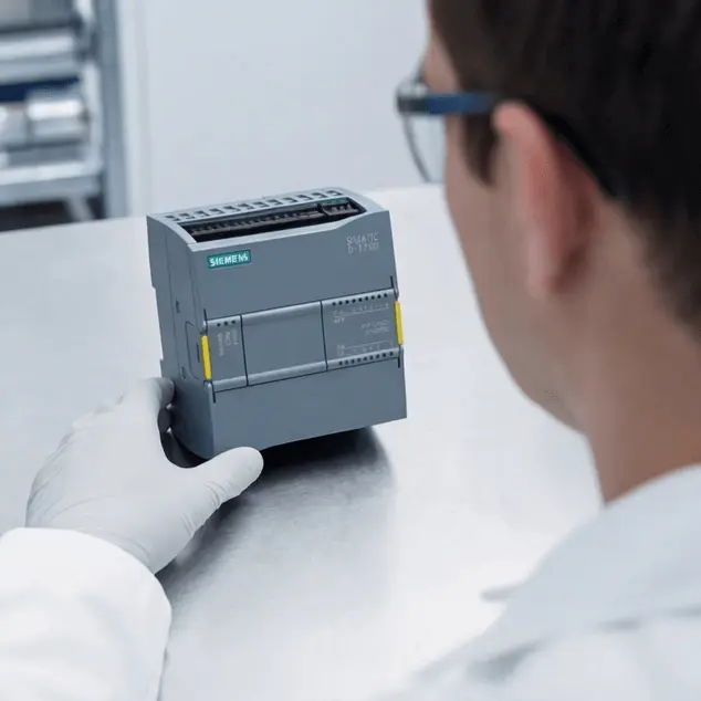 PLC S7 1200 Siemens con ingeniero